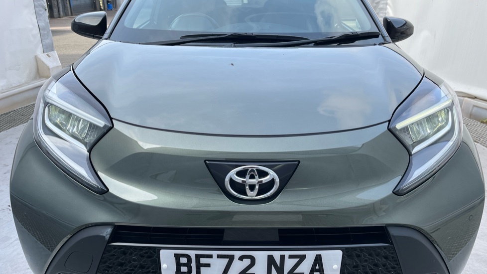 Toyota Aygo X Edge Beige #20