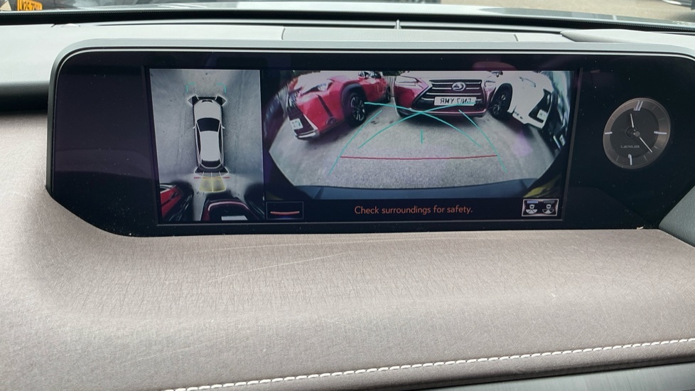 Lexus UX 250H 2.0 Premium Sport Edition E-cvt White #39