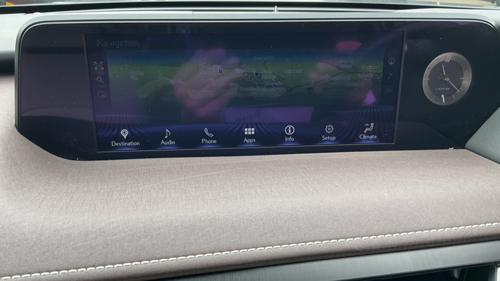 Lexus UX 250H 2.0 Premium Sport Edition E-cvt White #34