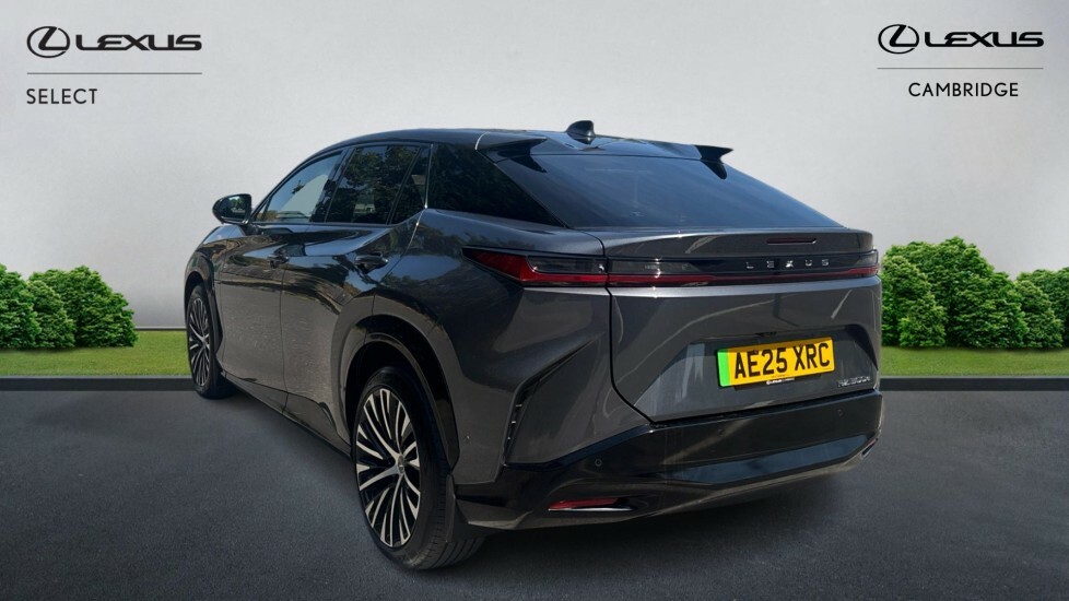 Lexus RZ 300E 71.4Kwh Takumi Suv 204 Ps Grey #2