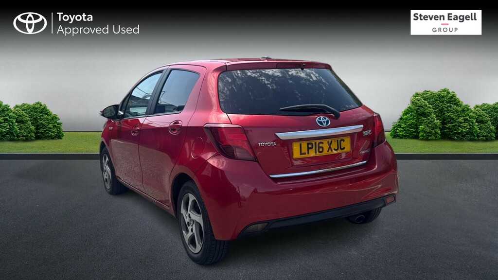 Toyota Yaris 1.5 Vvt-h Icon E-cvt Euro 6 Red #4