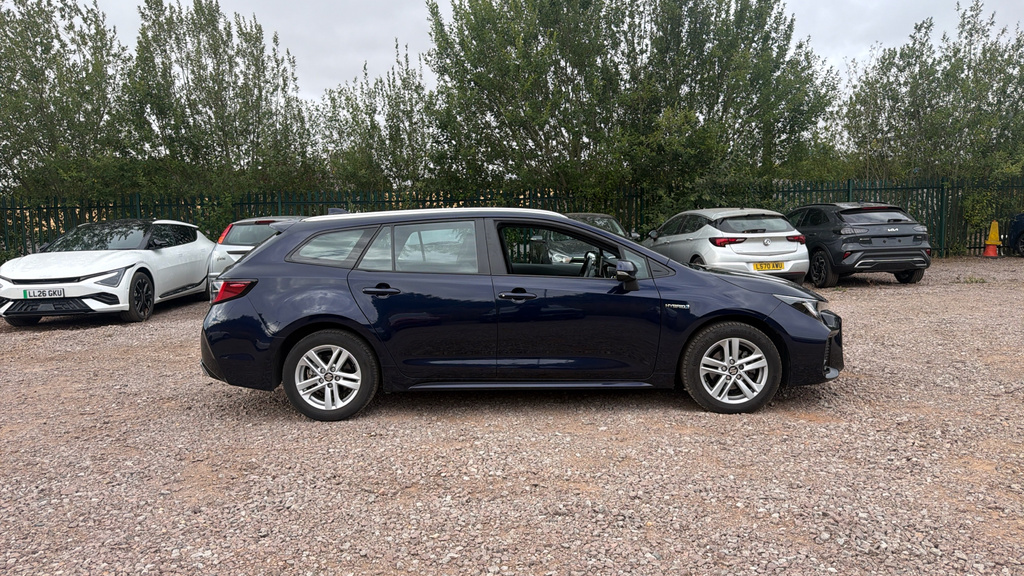 Suzuki Swace 1.8 Hybrid Motion Cvt Brown #23