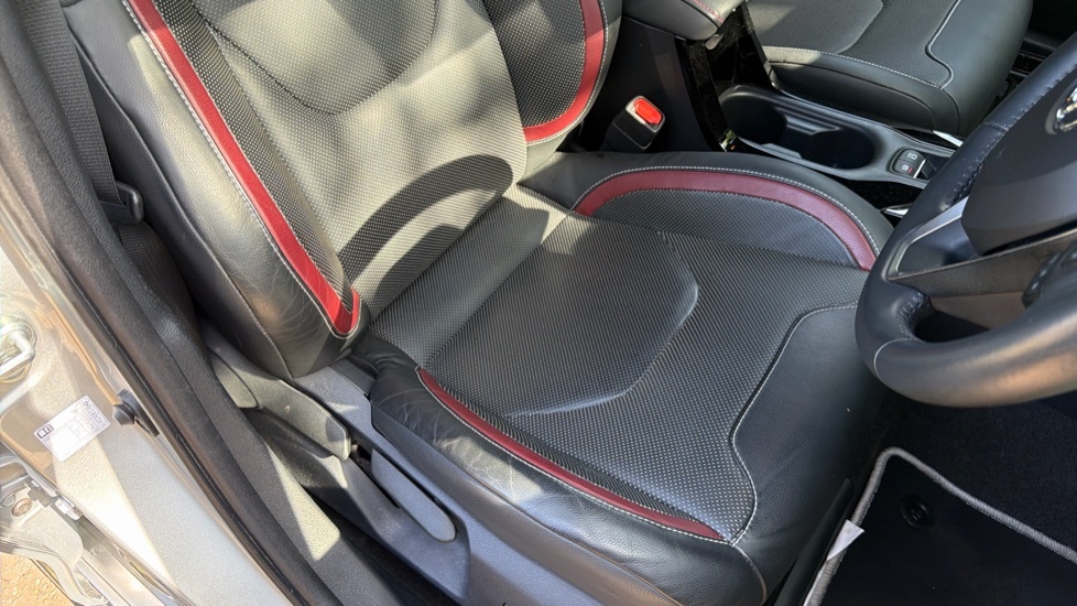 Toyota Corolla Corolla Design Hev Cvt Black #17