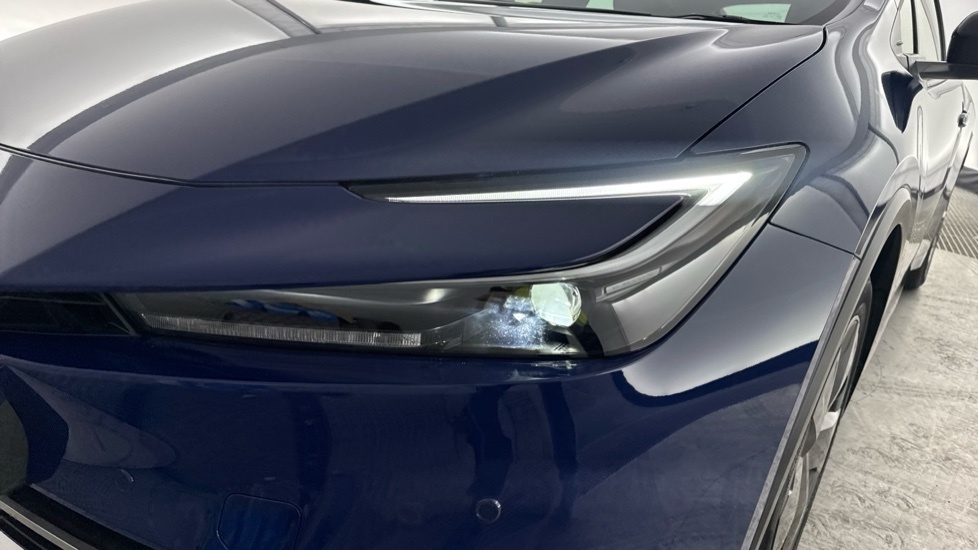 Toyota Prius 2.0 Phev Excel Cvt  #20