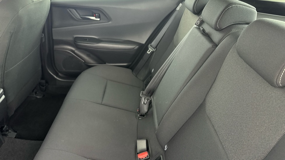 Toyota Prius 2.0 Phev Excel Cvt  #15