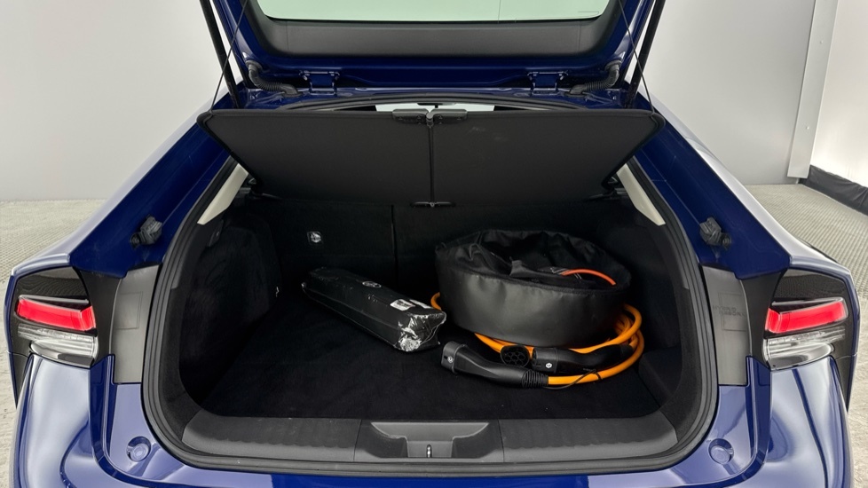 Toyota Prius 2.0 Phev Excel Cvt  #13