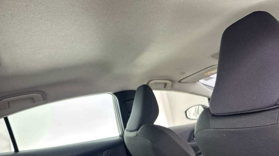 Toyota Prius 2.0 Phev Excel Cvt  #19