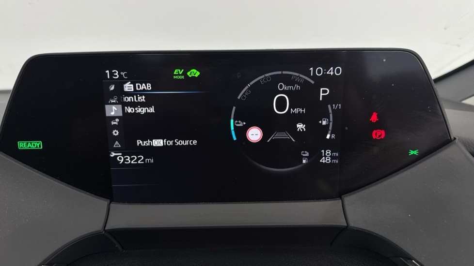 Toyota Prius 2.0 Phev Excel Cvt  #11
