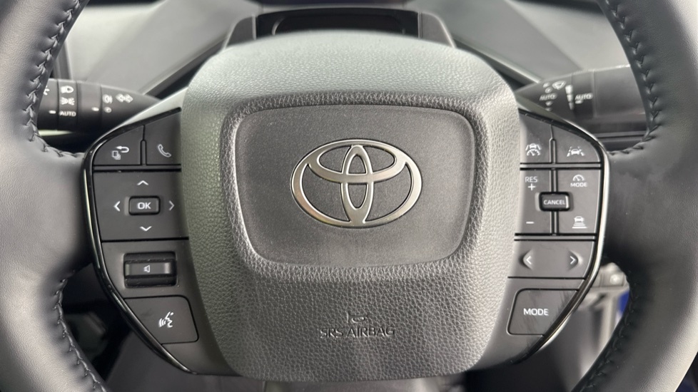 Toyota Prius 2.0 Phev Excel Cvt  #10