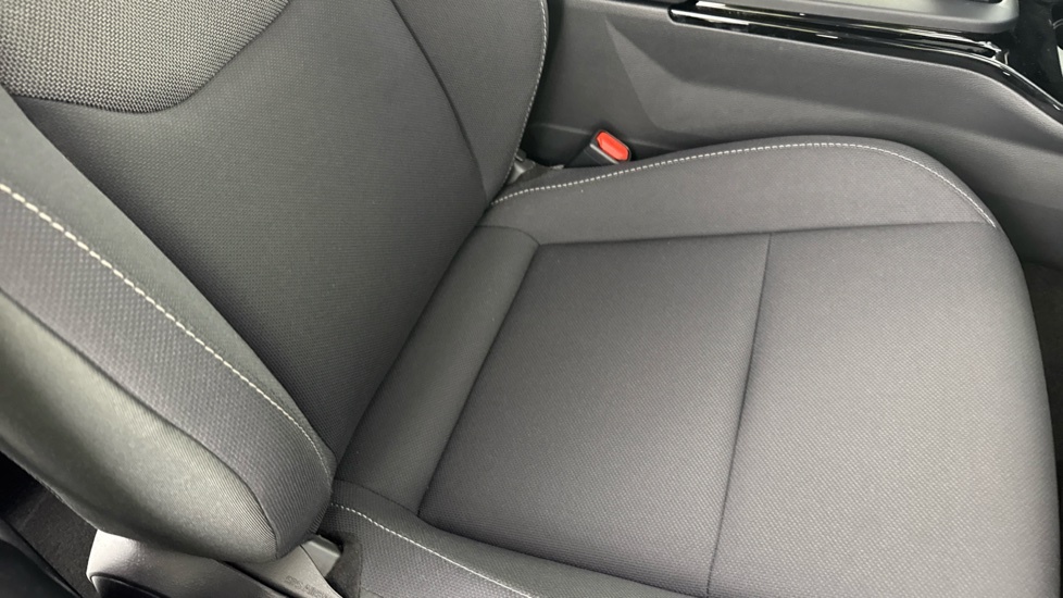 Toyota Prius 2.0 Phev Excel Cvt  #17