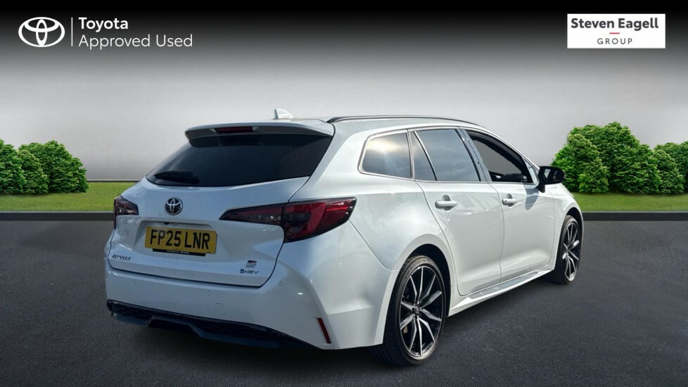 Toyota Corolla 2.0 Vvt-h Gr Sport Touring Sports Cvt Euro 6 Ss White #2