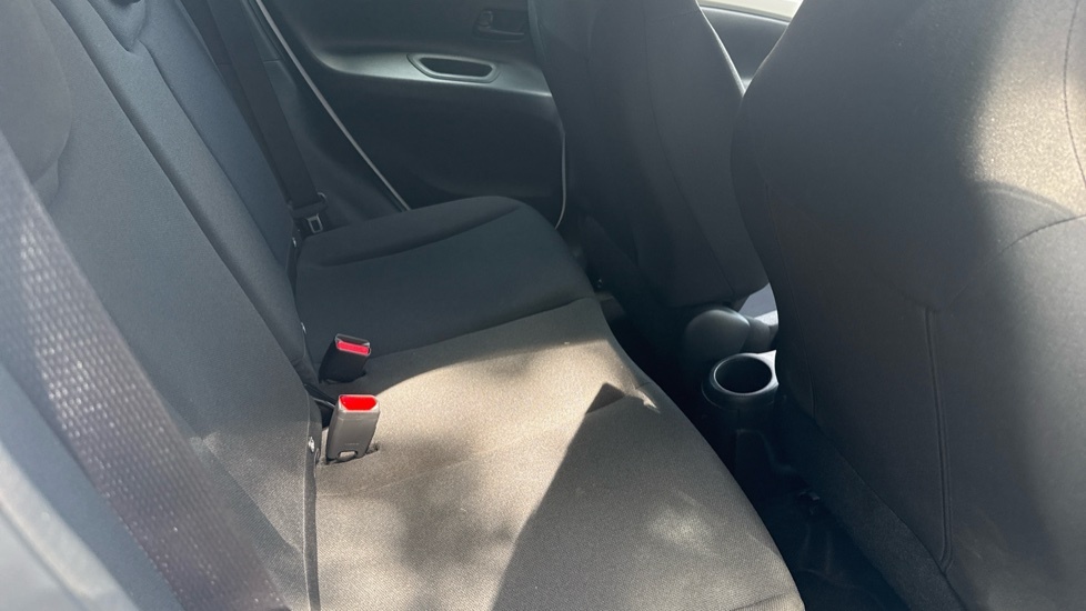 Toyota Aygo X Edge Beige #8