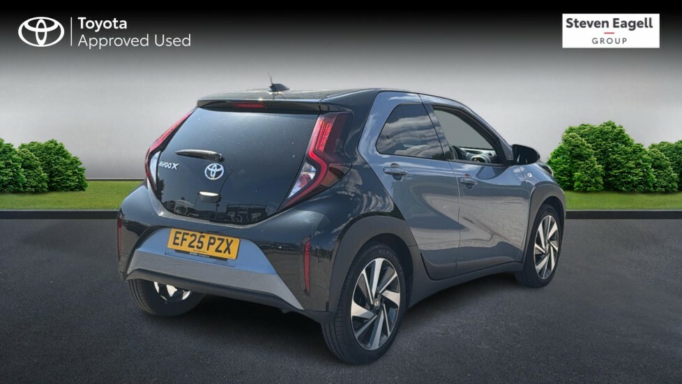 Toyota Aygo X 1.0 Vvt-i Edge X-shift Euro 6 Ss Grey #2