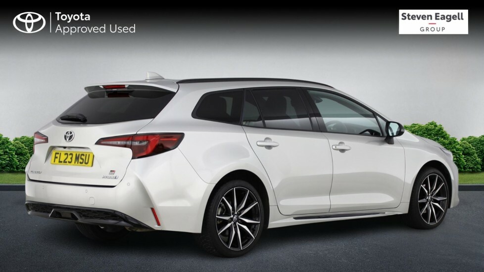 Toyota Corolla 1.8 Vvt-h Gr Sport Touring Sports Hybri Silver #2