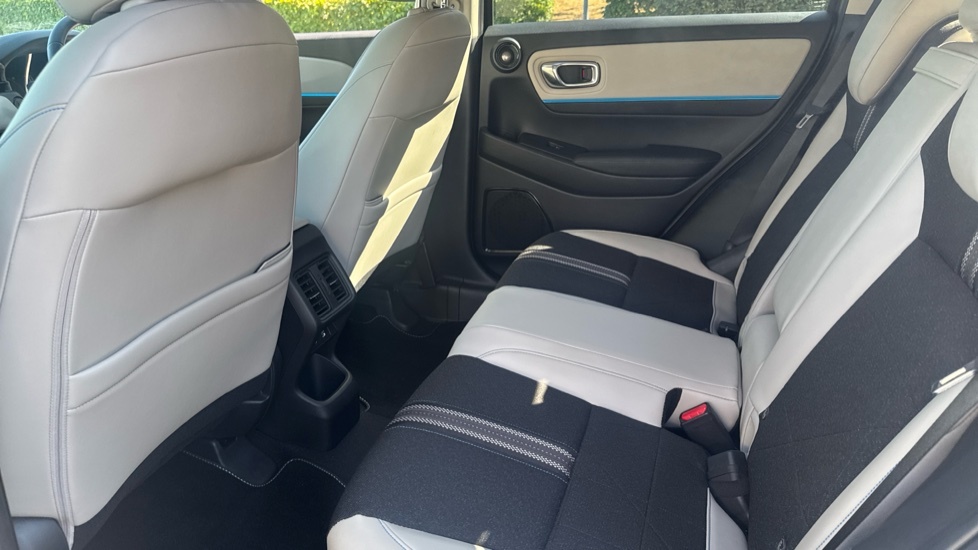 Honda Hr-V 1.5 Ehev Advance Cvt Black #15