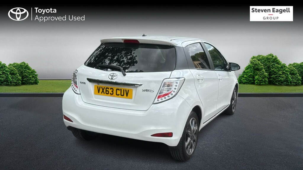 Toyota Yaris 1.33 Dual Vvt-i Trend Euro 5 White #2