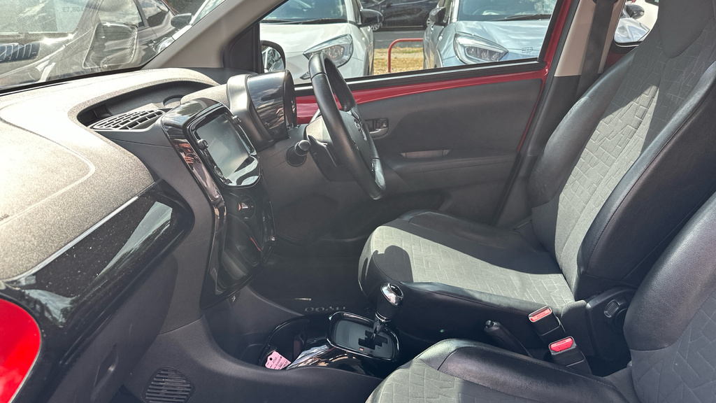 Toyota Aygo 1.0 Vvt-i X-clusiv X-shift Euro 6 Red #5