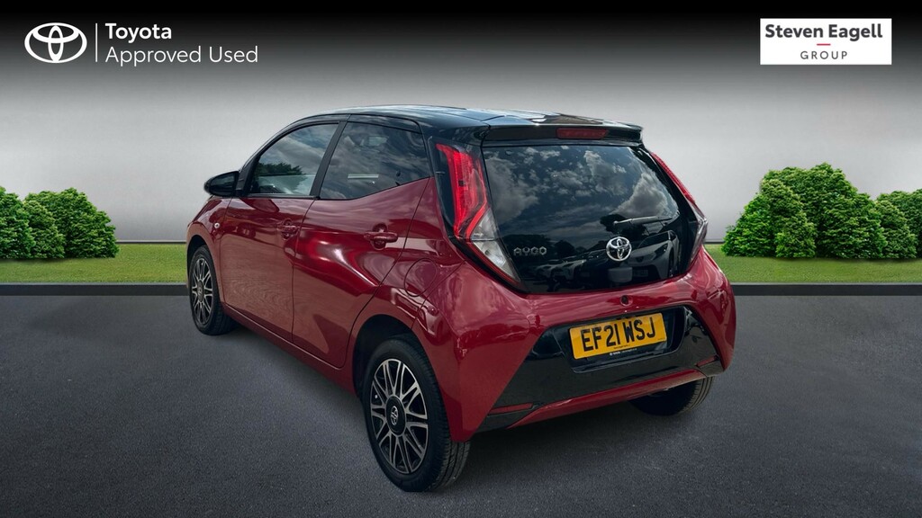Toyota Aygo 1.0 Vvt-i X-clusiv X-shift Euro 6 Red #4