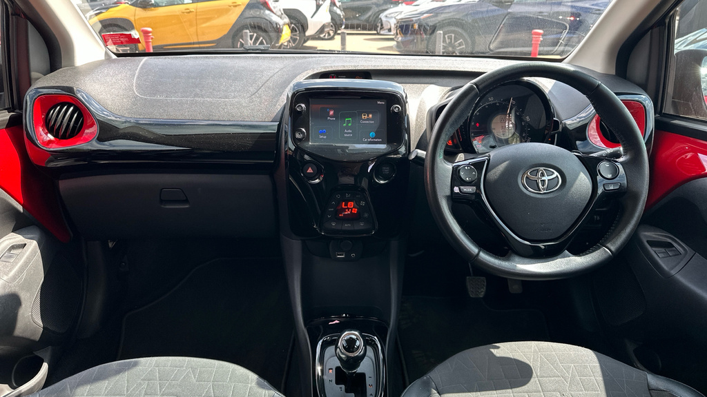 Toyota Aygo 1.0 Vvt-i X-clusiv X-shift Euro 6 Red #6