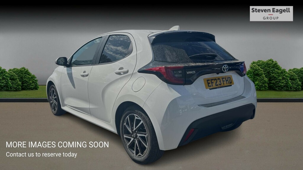 Toyota Yaris 1.5 Vvt-h Design E-cvt Euro 6 Ss EF23FHD White #2