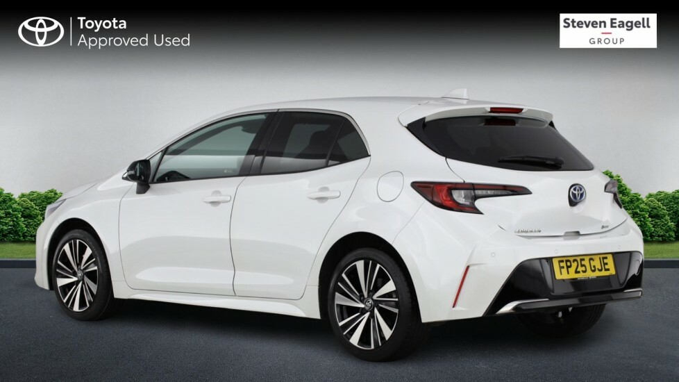 Toyota Corolla 1.8 Vvt-h Design Cvt Euro 6 Ss FP25GJE White #4