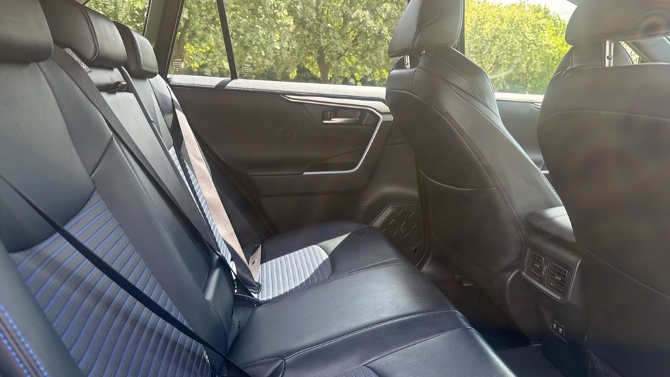 Toyota Rav 4 Rav4 Design Hev Cvt Black #8