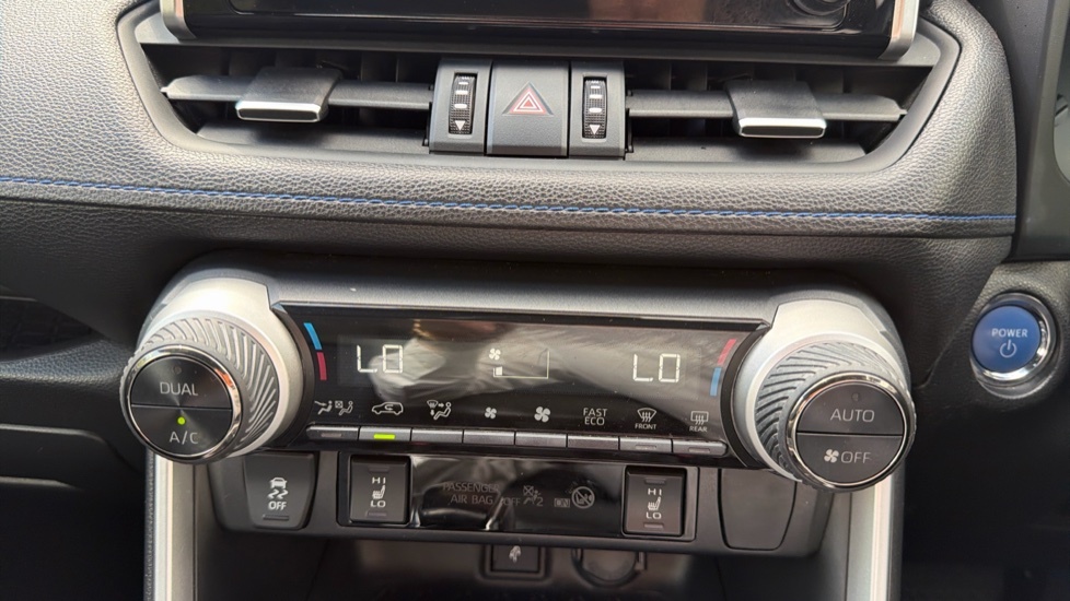Toyota Rav 4 Rav4 Design Hev Cvt Black #36