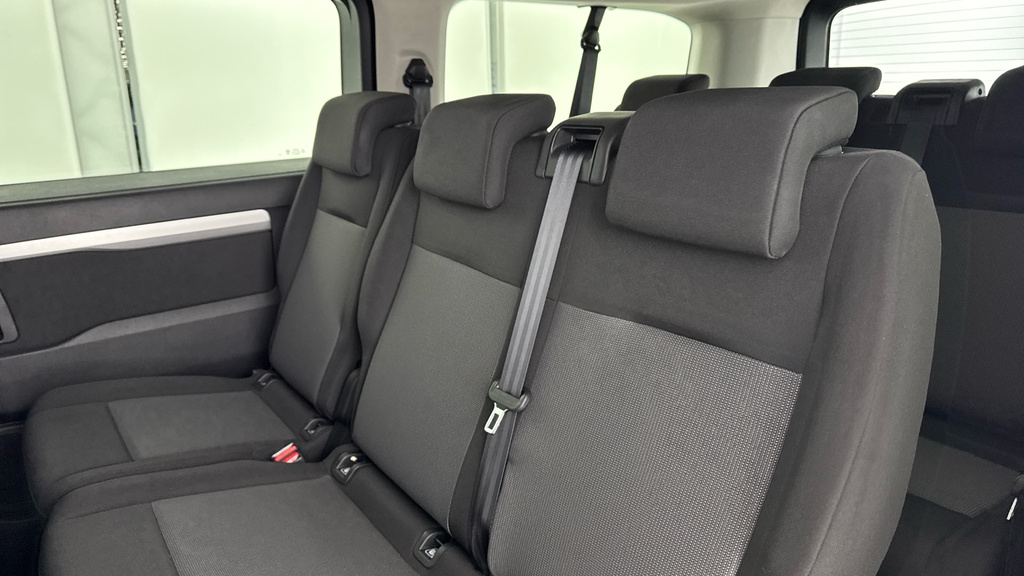Toyota Proace Verso 50Kwh Shuttle Medium Mpv Mwb 9 Seat #13
