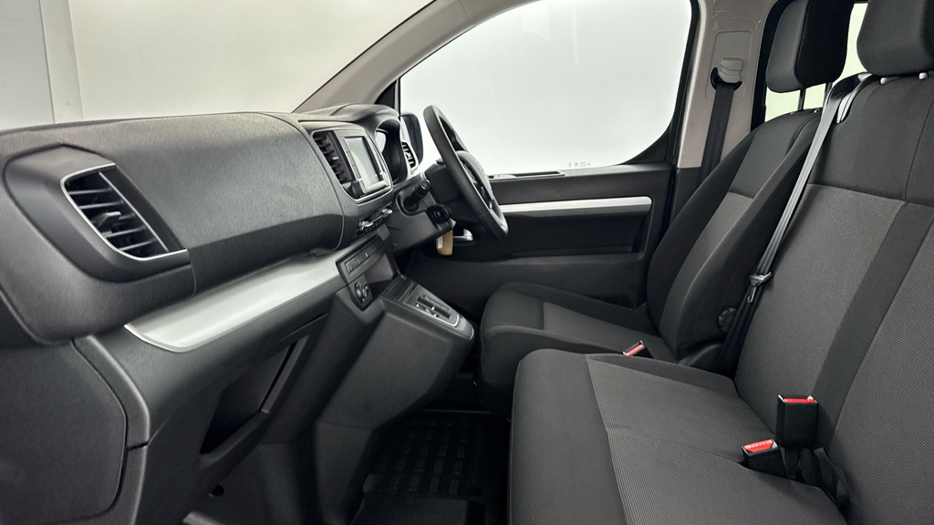 Toyota Proace Verso 50Kwh Shuttle Medium Mpv Mwb 9 Seat #10