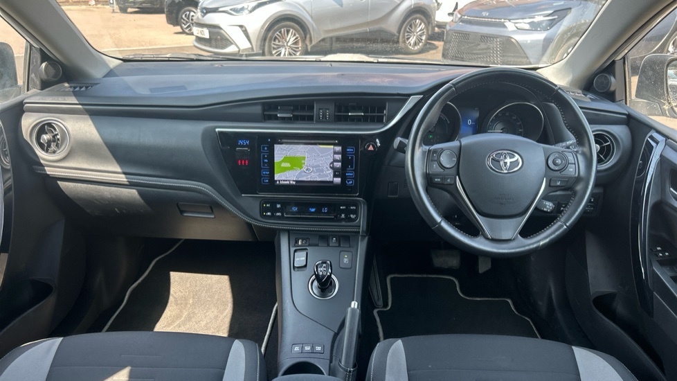 Toyota Auris 1.8 Vvt-h Icon Tech Touring Sports Cvt Euro 6 Ss White #6