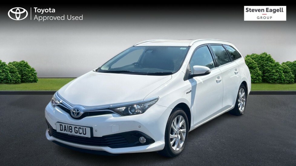 Toyota Auris 1.8 Vvt-h Icon Tech Touring Sports Cvt Euro 6 Ss White #3
