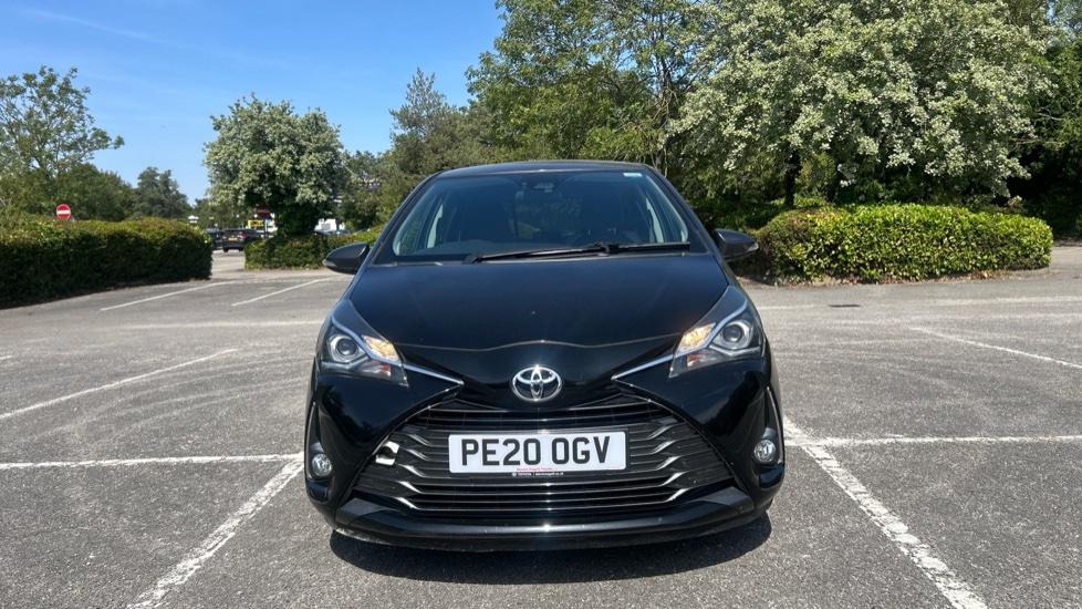 Toyota Yaris Icon Red #22