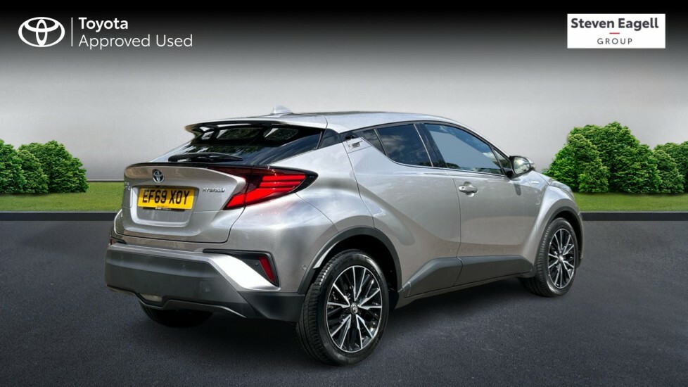 Toyota C-Hr 1.8 Vvt-h Excel Cvt Euro 6 Ss Silver #2