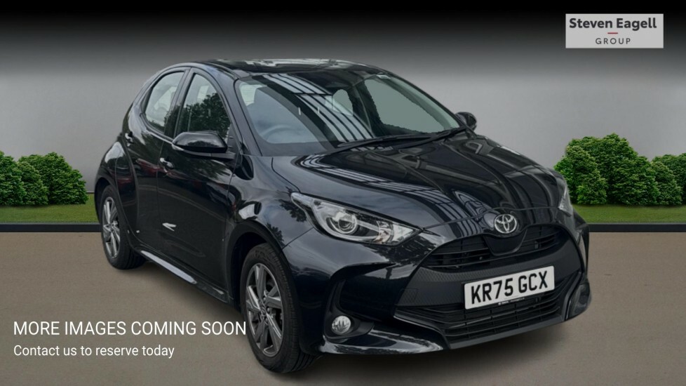 Toyota Yaris Design Black #1