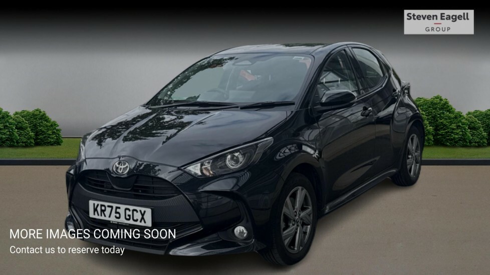 Toyota Yaris Design Black #3