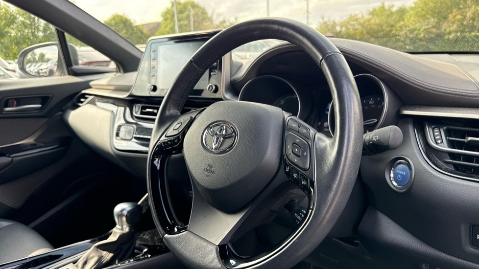 Toyota C-Hr Excel 1.8 White #7