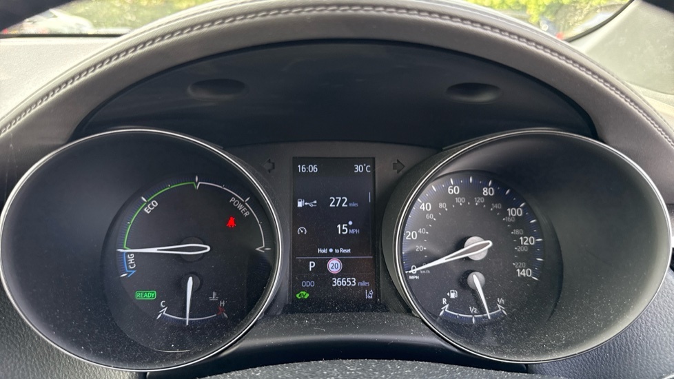 Toyota C-Hr Excel 1.8 White #11