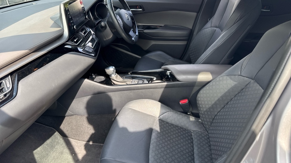Toyota C-Hr 2.0 Vvt-h Excel Cvt Euro 6 Ss Silver #5