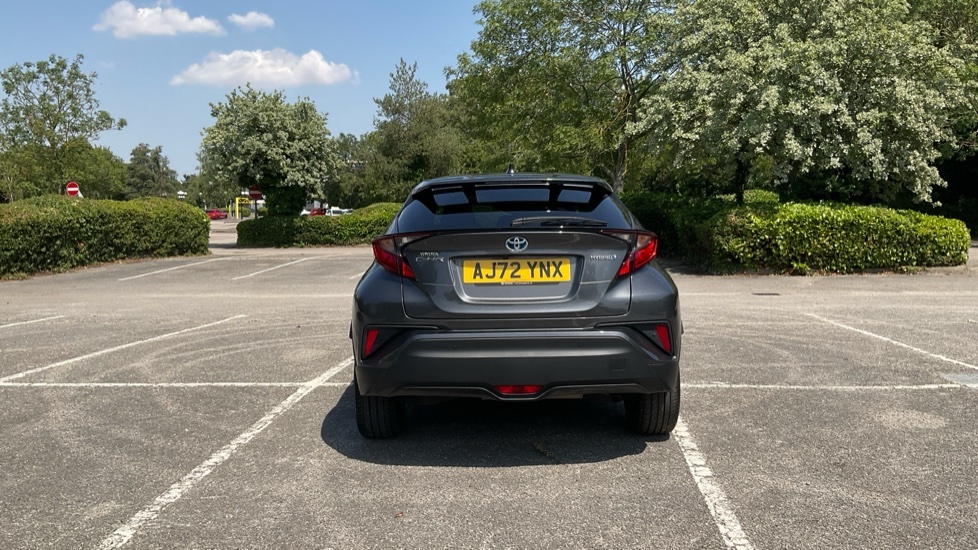 Toyota C-Hr Design White #26