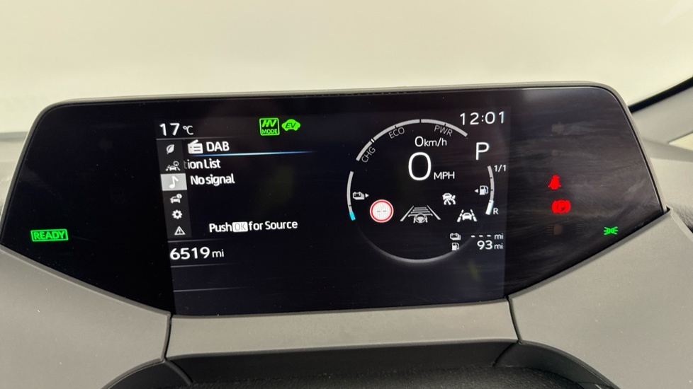 Toyota Prius 2.0 Phev Excel Cvt Red #11
