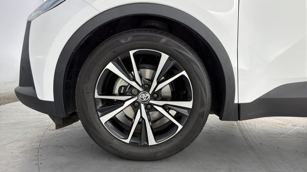 Toyota C-Hr Design #25