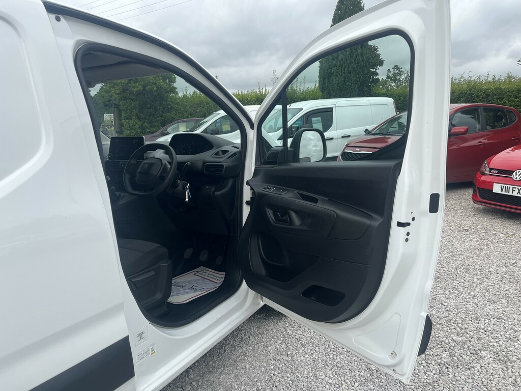 Peugeot Partner 1000 1.5 Bluehdi 100 Professional Van #15
