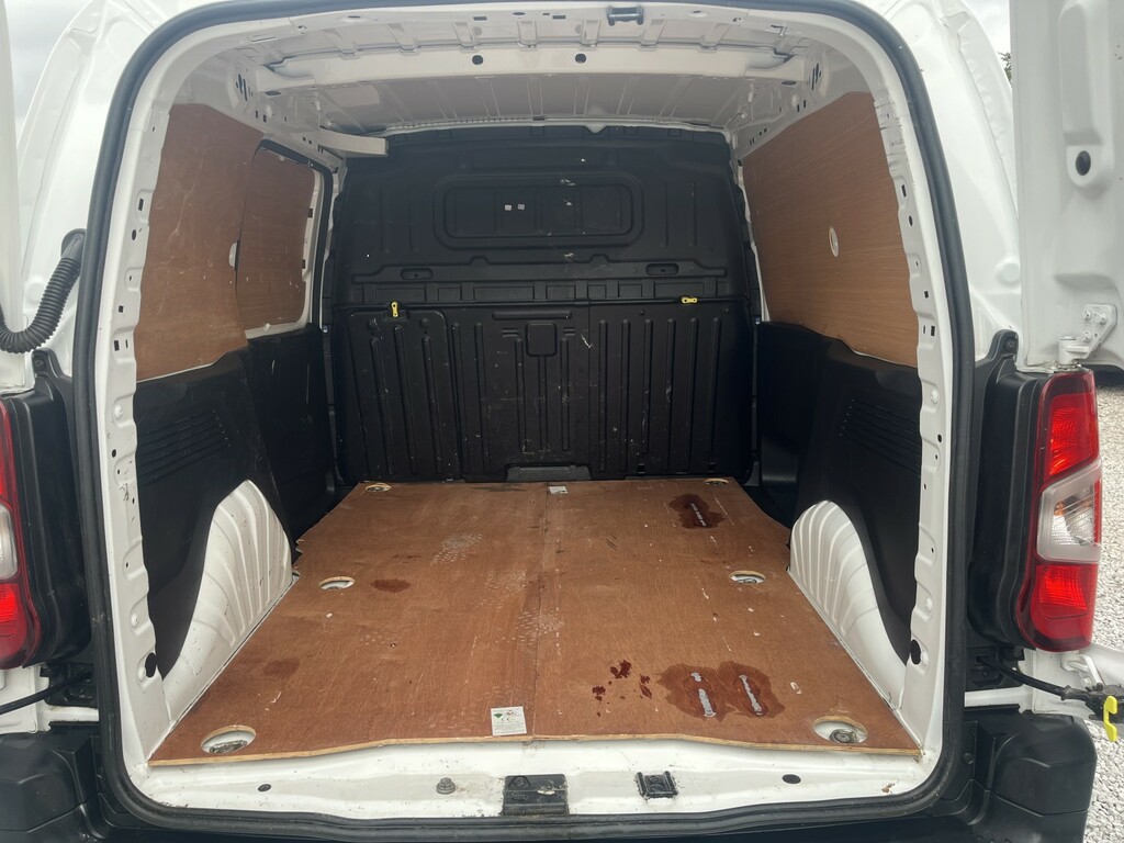 Peugeot Partner 1000 1.5 Bluehdi 100 Professional Van #20