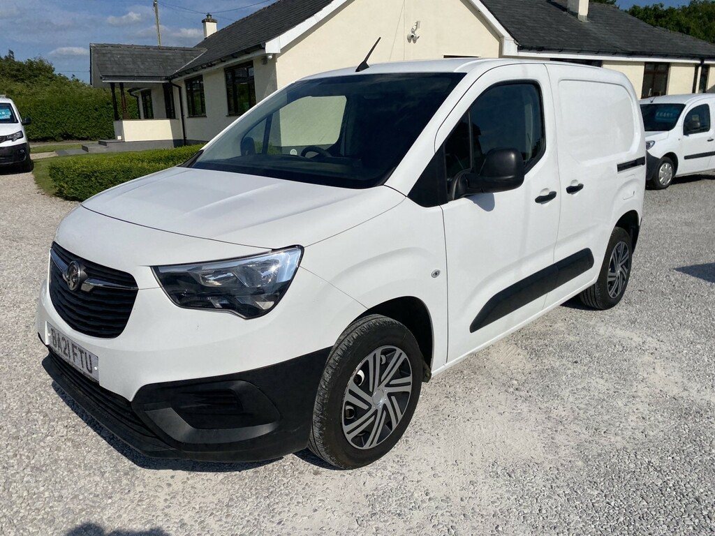 Vauxhall Combo Panel Van 1.5 Turbo D 2300 Dynamic 202121 BA21FTU White #6