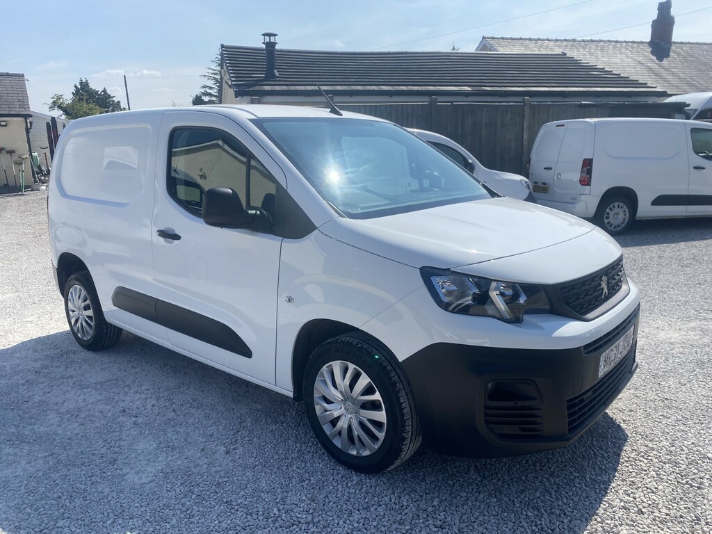 Peugeot Partner Panel Van 1.5 Bluehdi 1000 Professional 202121 White