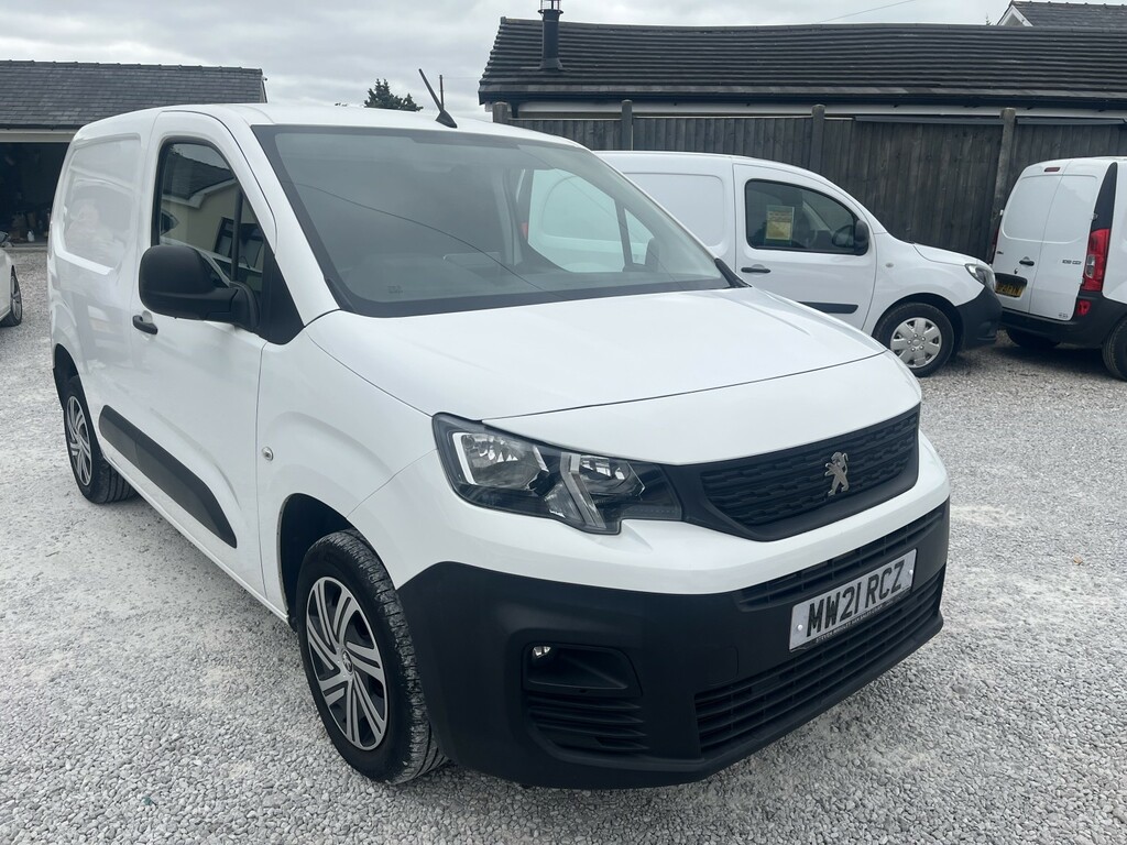 Peugeot Partner Panel Van 1.5 Bluehdi 1000 Professional 202121 MW21RCZ White
