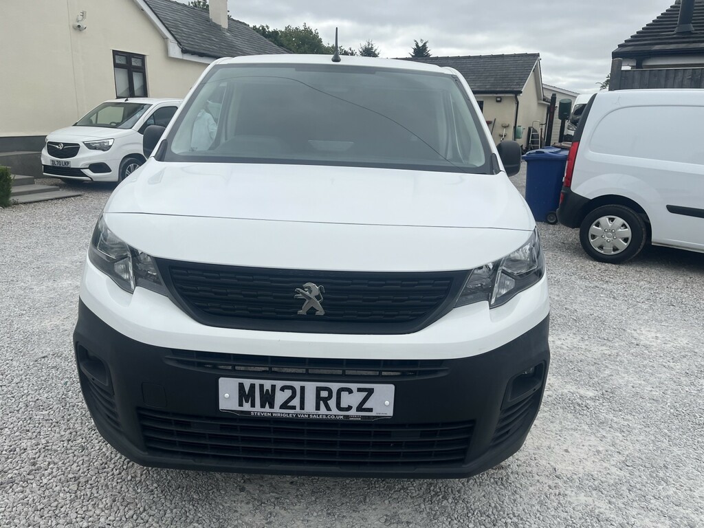 Peugeot Partner Panel Van 1.5 Bluehdi 1000 Professional 202121 MW21RCZ White #2