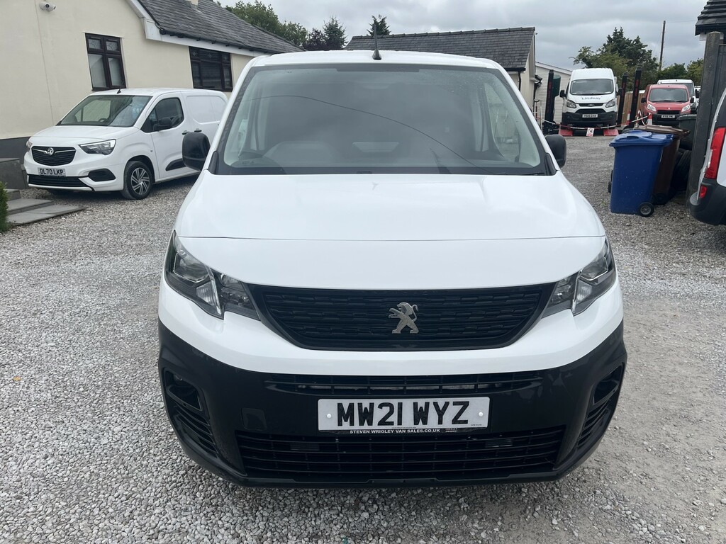 Peugeot Partner Panel Van 1.5 Bluehdi 1000 Professional 202121 MW21WYZ White #4