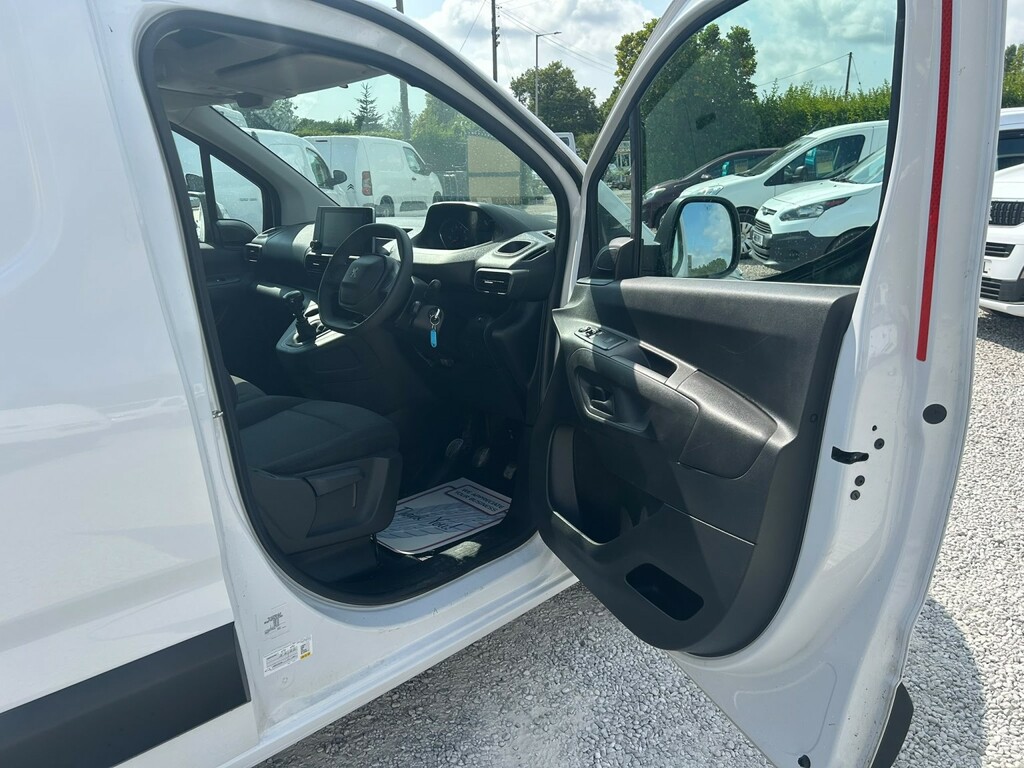 Peugeot Partner Professional Grey #13