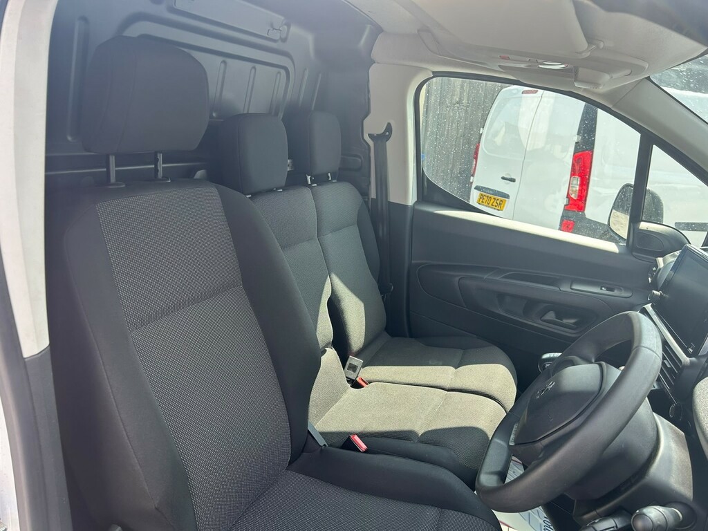 Peugeot Partner Professional Grey #12